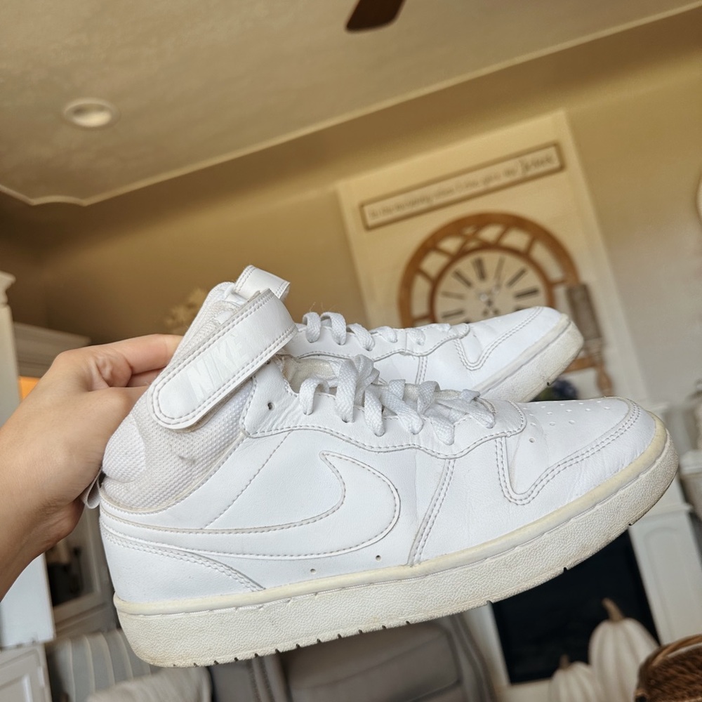 Nike Jordan 1s